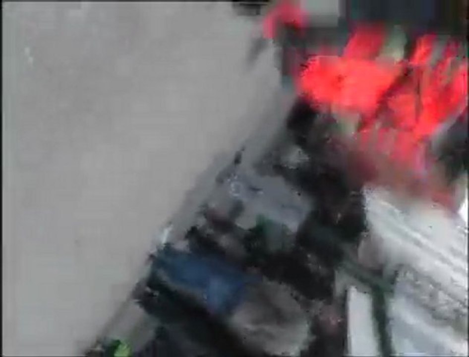 Bayram Oteli enkazında gerginlik