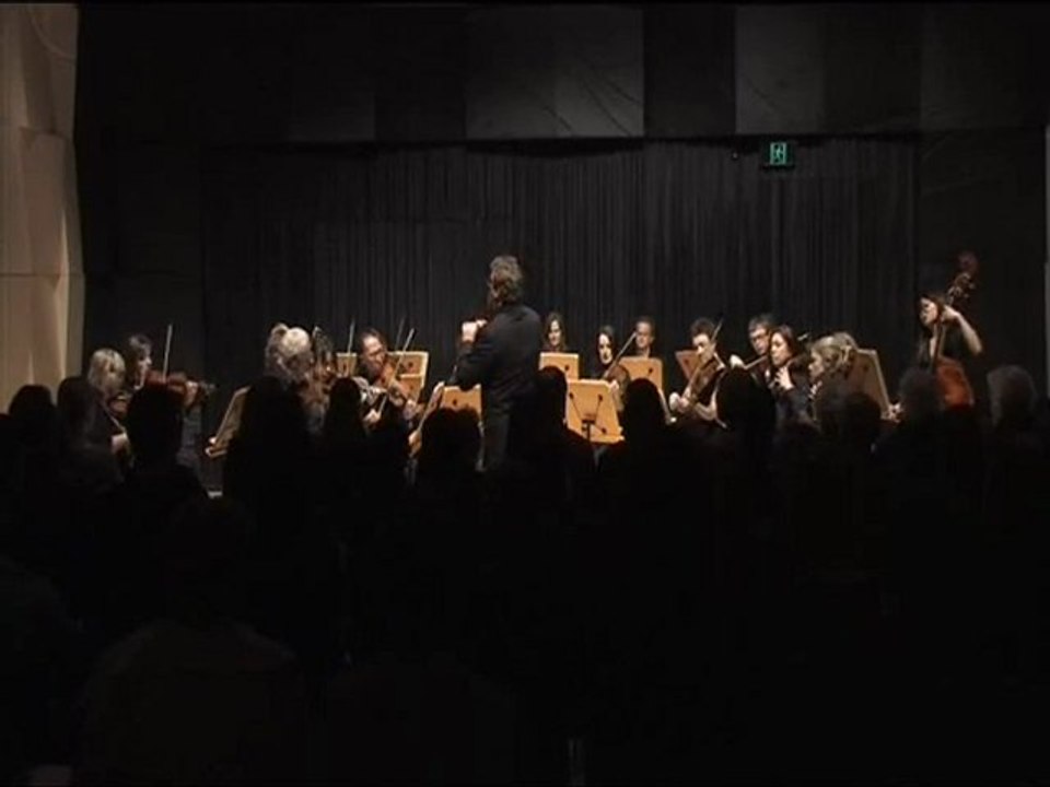 Michael Woods - The Chamber Orchestra at St. Pauls, Mozart Symphony 6 (4th movement excerpt)