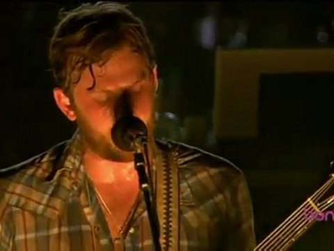 Kings Of Leon - Closer