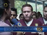 Estudiantes de medicina de la Universidad del Zulia protestan por mal estado de las instalaciones