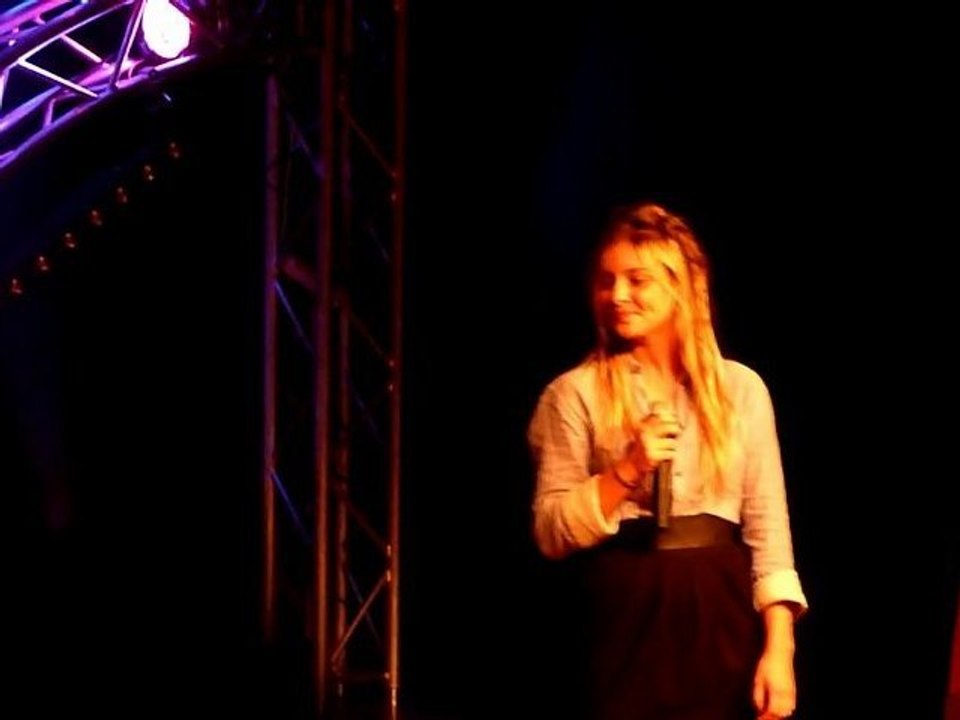 "Regarde-moi" + "We have" - Priscilla Betti, Somain