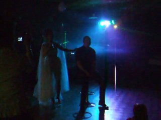 un petit morceau de "Rever" en Live