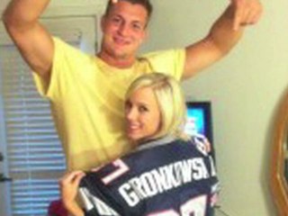 Porn Star Moonlights as Sports Agent