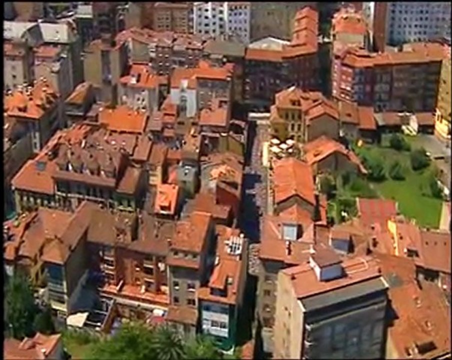 AVILES-Asturias.//by Leorrojo