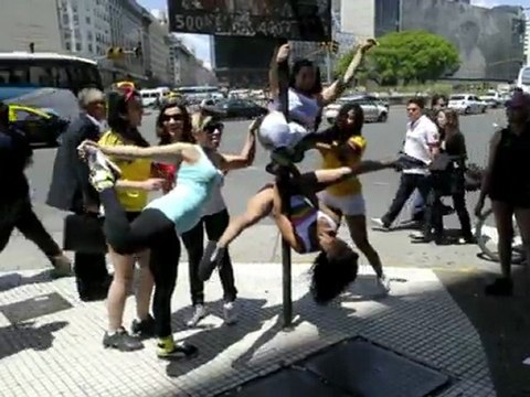 Pole dance competitors take to Buenos Aire streets