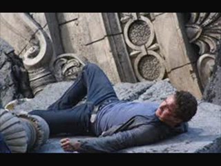 Transformers Dark of the Moon Trailer (OFFICIAL)