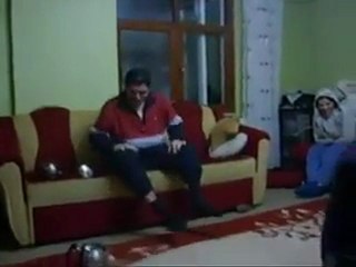 enişteye çaydanlık şakası