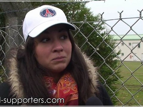 Les supporters du PSG soutiennent Kombouaré