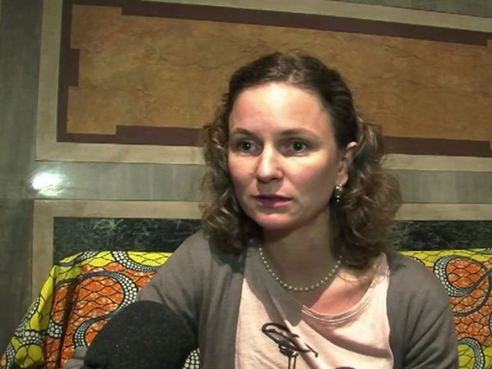 Eventails et gants, du Moyen-âge à nos jours