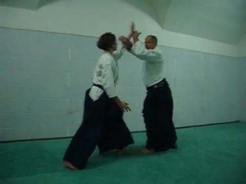 Shomen uchi - Shiho nage omote 2è forme