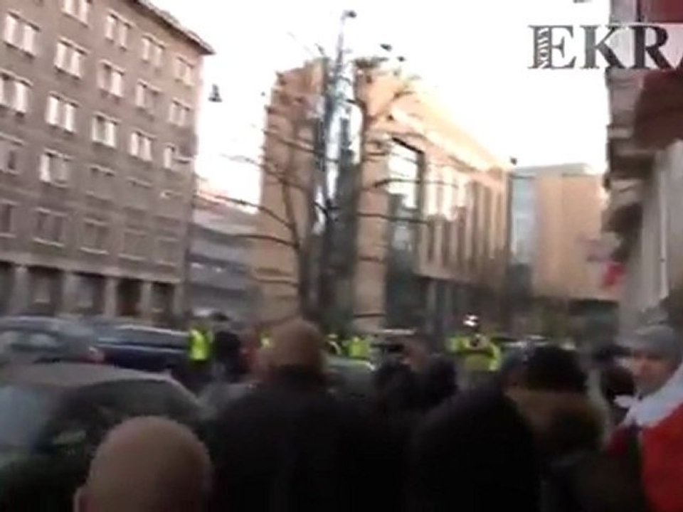 Zadyma na marszu niepodległości 2011