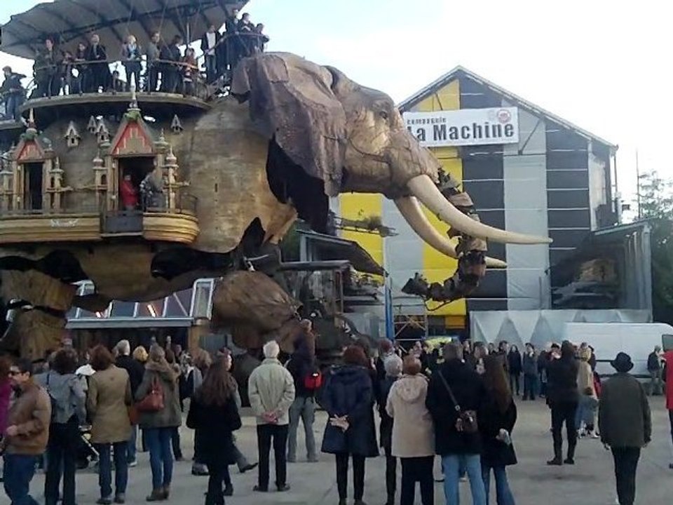 LA MACHINE et ce machin Nantais CE 11h11min le 11.11.2011