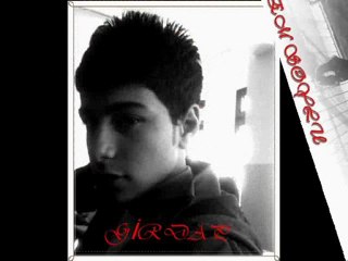 bugün yine sensiz açtım gölerimi