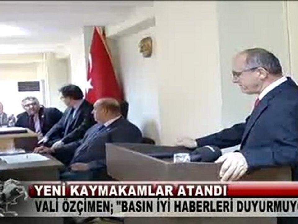 VALİ ÖZÇİMEN BAYRAMLAŞMADA BİLGİLER VERDİ.
