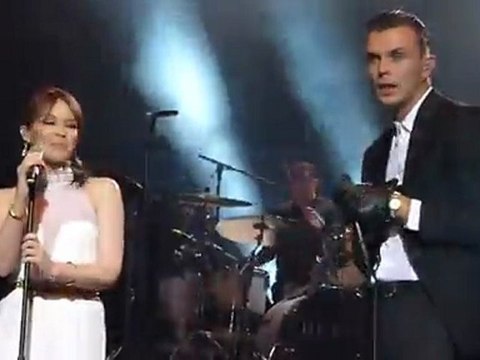 Kylie Minogue & Hurts - Confide In Me live at O2 Brixton Academy, London, 4.11.2011