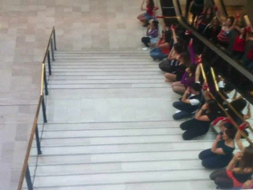 FLASHMOB   DANCE CENTRE ST JACQUES METZ 2011