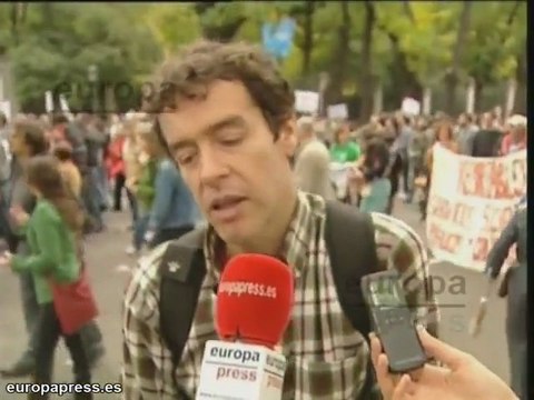 'Indignados' exigen en Madrid un cambio de modelo