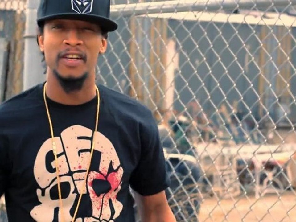 KING MAGNETIC , GENERAL  STEEL , ESOTERIC , ALI ARMZ  , GODILLA , JUS ALLAH  ,  VINNIE  PAZ  : WATCH OUT