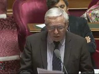 C. Daumeizel QAG du 10 novembre 2011/Application de l'article 40 de la Constitution