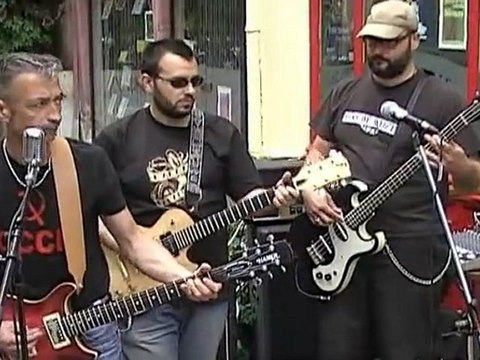 Punk blasters - Le 14 Juil. 2011, au Bal con du jeudi, à Rouen.