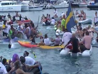 Aquellos chalados, en sus locas embarcaciones