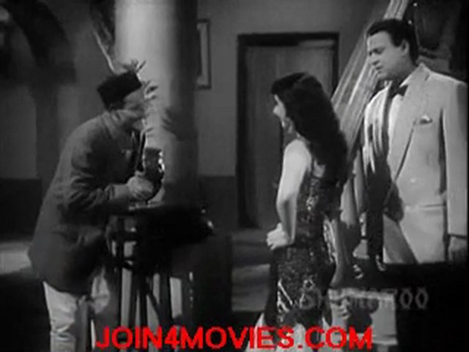 Apradhi.Kaun.1957_clip2