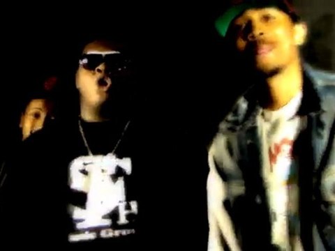 Gangsta Familly - ( Floor On Fire 2011)