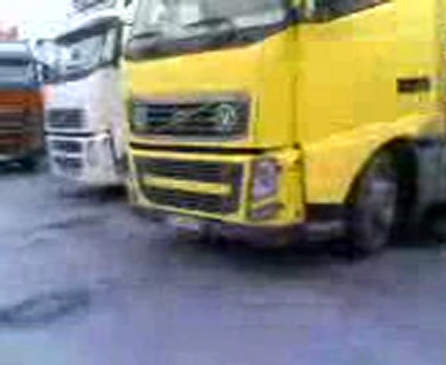 LOW BED VOLVO FH 460..