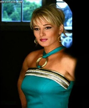 Hüner Coşkuner ♫♥♪ Neyleyim Ben Böyle Yari ♫♥♪