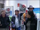 Activistas entran en la sede de Movistar