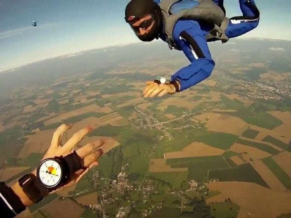 Riri Skydive Season 2011