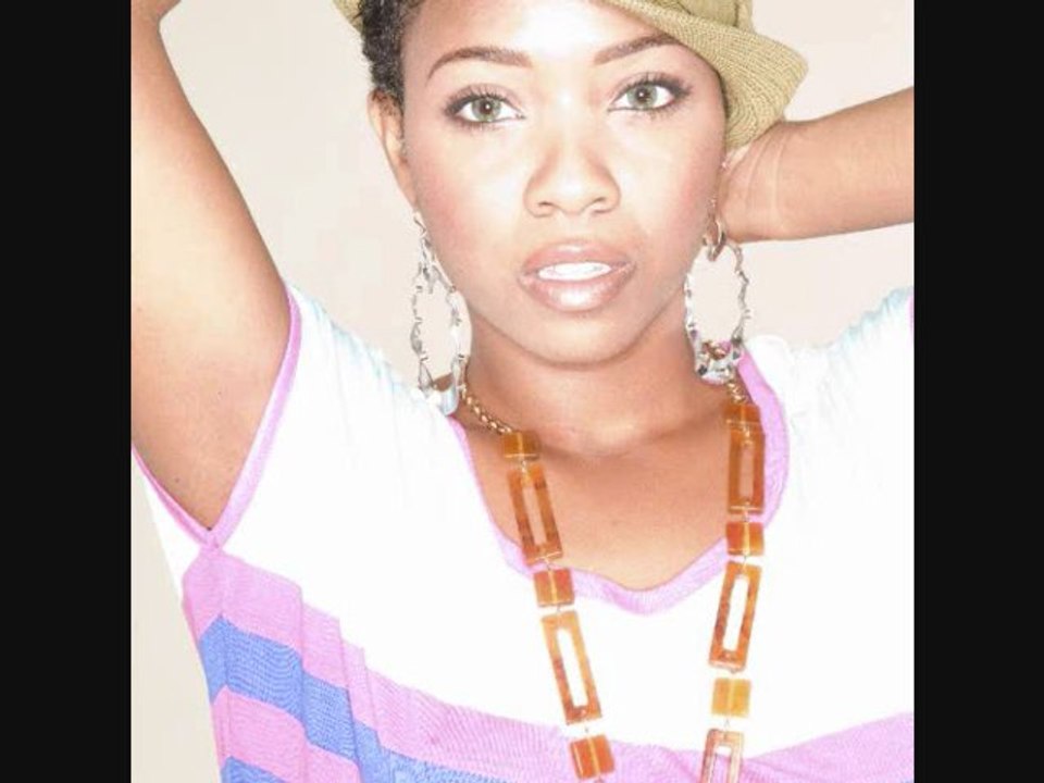 Trey Songz ft. Britni Elise - You are the One (Lyrics on Screen)