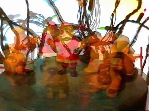 Petit Papa Noël. Tino Rossi. Phonographe. 1946. Paroles.