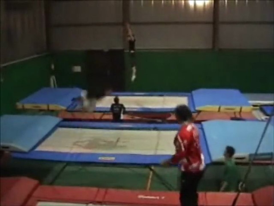 Moi à l'entraînement de trampoline