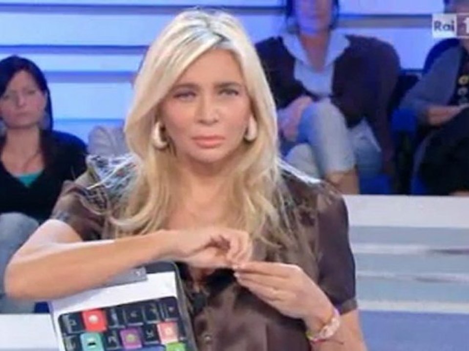 La vita in diretta su Avetrana 11.11.2011