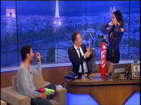 CE SOIR AVEC ARTHUR anecdote Tomer Sisley « bataille d’eau » émission 6 saison 2