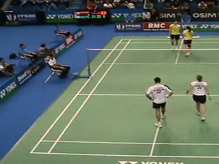 Yonex IFB 2011 - demi finale - FischerPedersen VS ZhangZhao - 21/14 22/24 22/20 - 6
