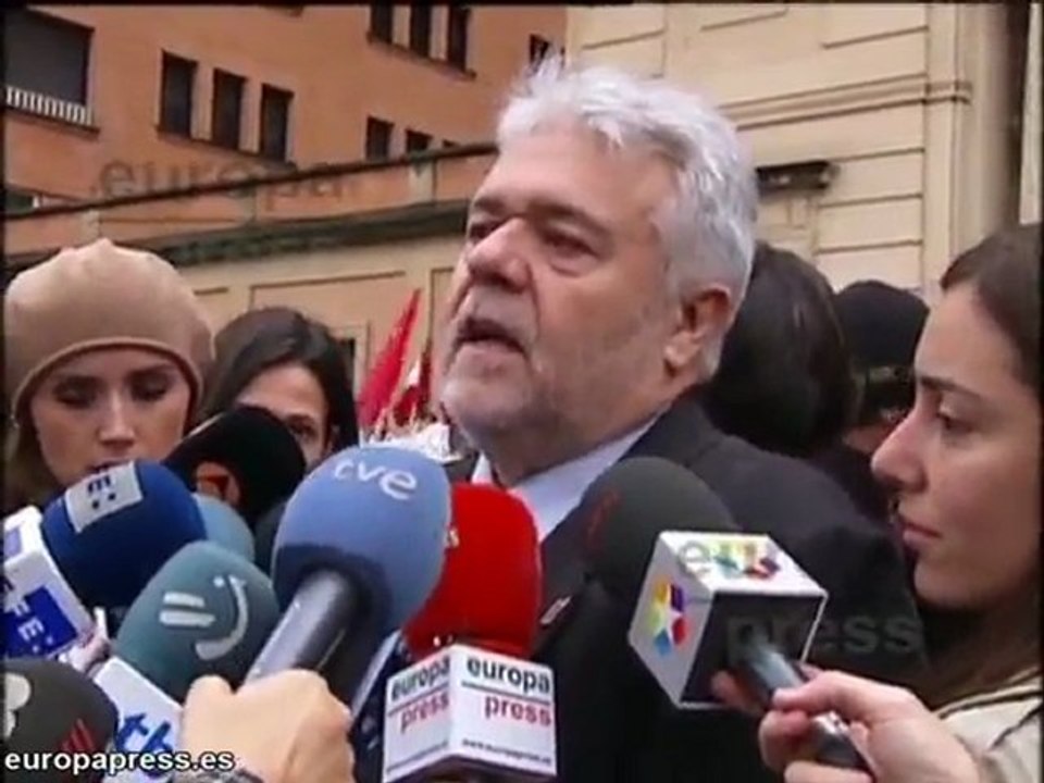 Médicos exigen presupuestos suficientes a la Generalitat