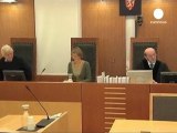 Norvegia: al via il processo contro tre presunti