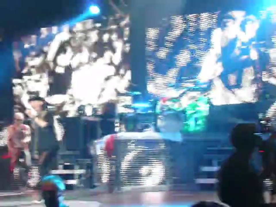 Scorpions - Lyon (2011) (9)