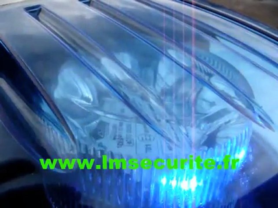 SIGNALISATION  OBLIGATOIRE  DES  VEHICULES  POLICE  MUNICIPALE