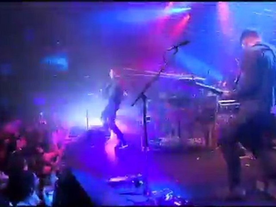 Coldplay Hurts Like Heaven 31.10.11 La Cigale