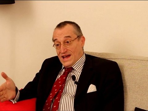 Paul-Marie Couteaux réagit à l'hommage de Nicolas Sarkozy au Général de Gaulle