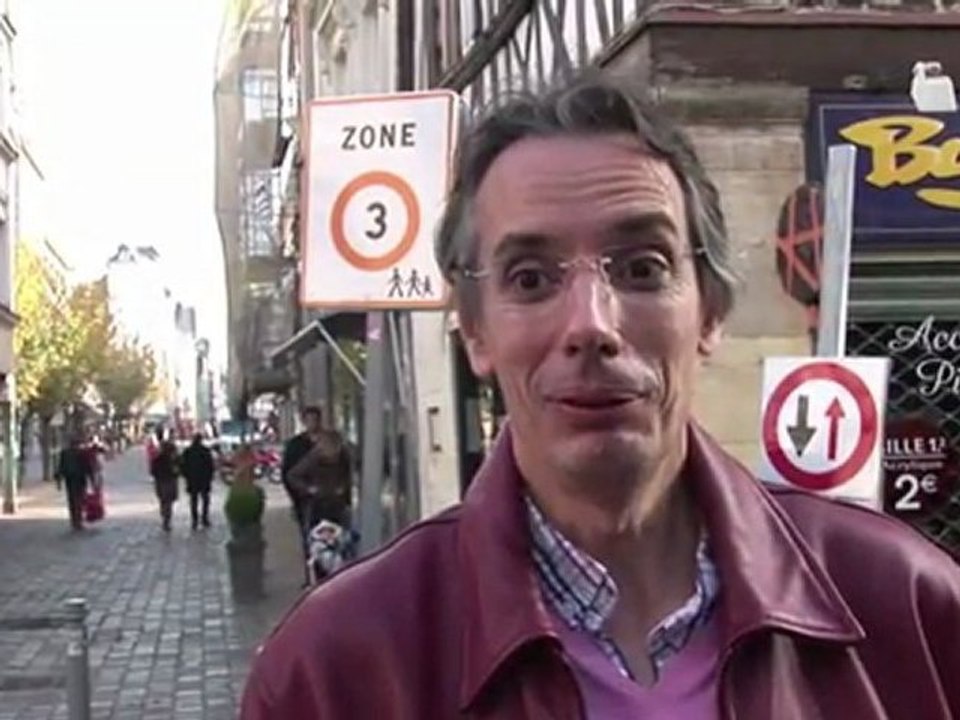 "Piétons, ralentissez!", vitesse-limite 3 km/h