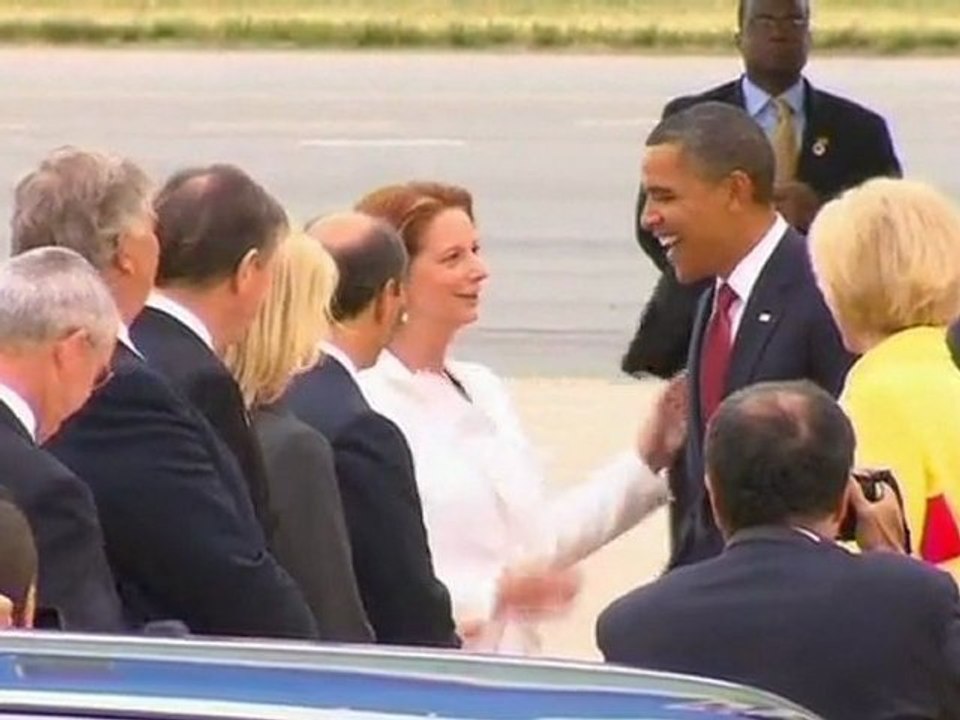 Obama lands in Australia
