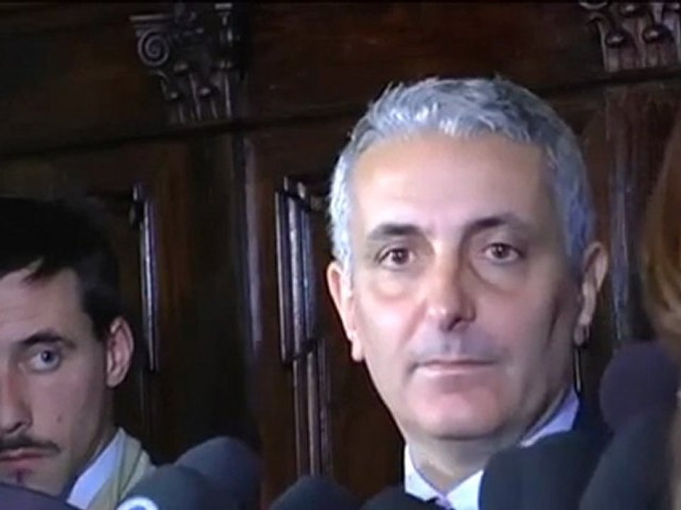 Quagliariello - Il Pdl discute se appoggiare il Governo Monti (11.11.11)