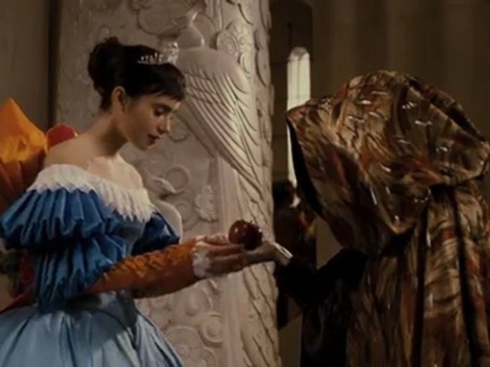 Mirror, Mirror - First Trailer / Bande-Annonce [VO|HD]