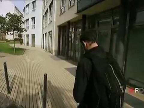 collateral murder wikileaks, Assange l'Insoumi (partie 2 de 2)