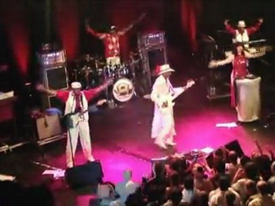 DOUBLE DOSE OF FUNK : LARRY GRAHAM & GCS + CQMD - TRIANON (PARIS) - 11/11/11