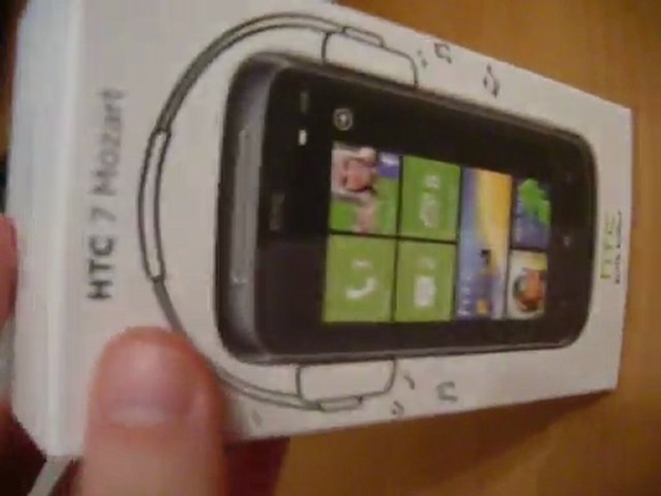 HTC 7 Mozart Unboxing